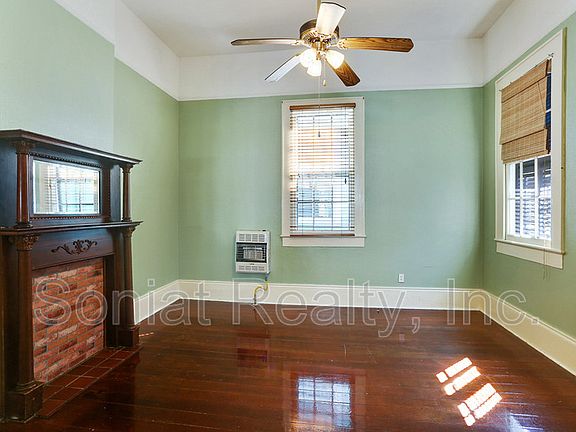 4th image of 1019 Clouet St Front 1019