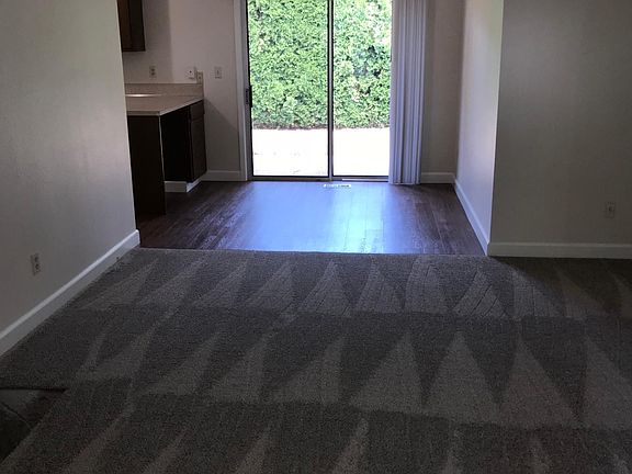 2nd image of 410 NE 66th St