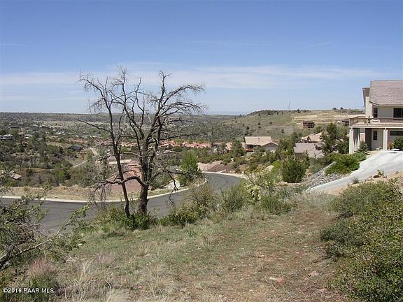 5th image of 2319 Desert Willow Dr