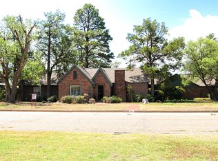 300 Vermont St, Plainview, TX 79072