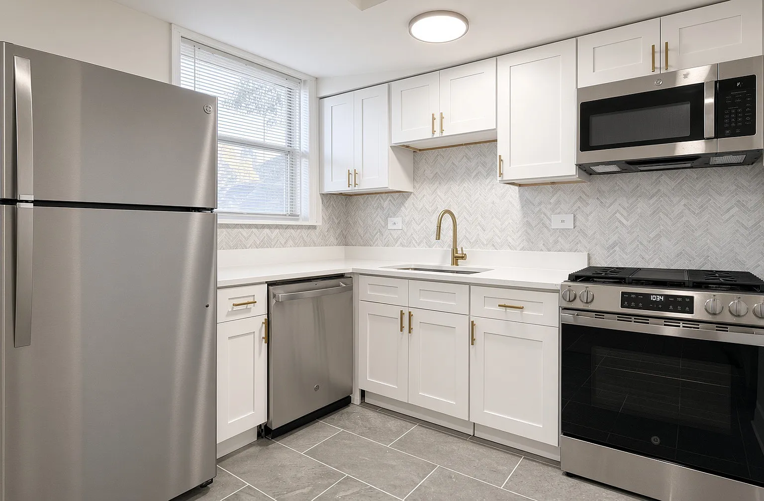 1 bed, $2,150 — Photo 2