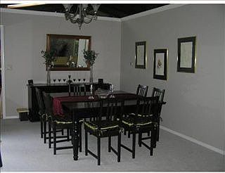 3rd image of 4866 Tanglewood Ln