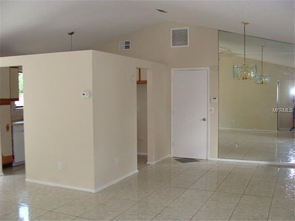 4th image of 8110 Citrus Hill Ct