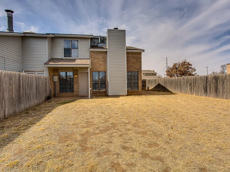 538 N Fulton Ave — Photo 14