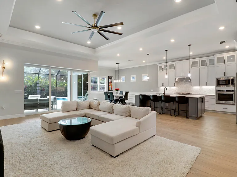 10909 Stellar Cir — Photo 9