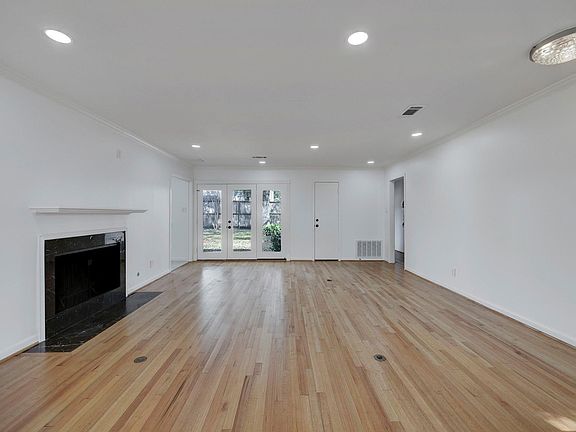4th image of 5530 Lincrest Ln