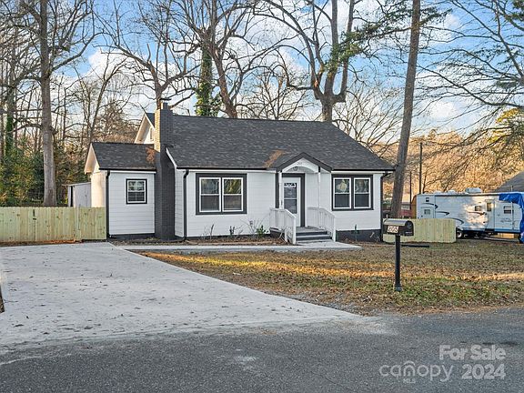 2nd image of 205 E Catawba Dr