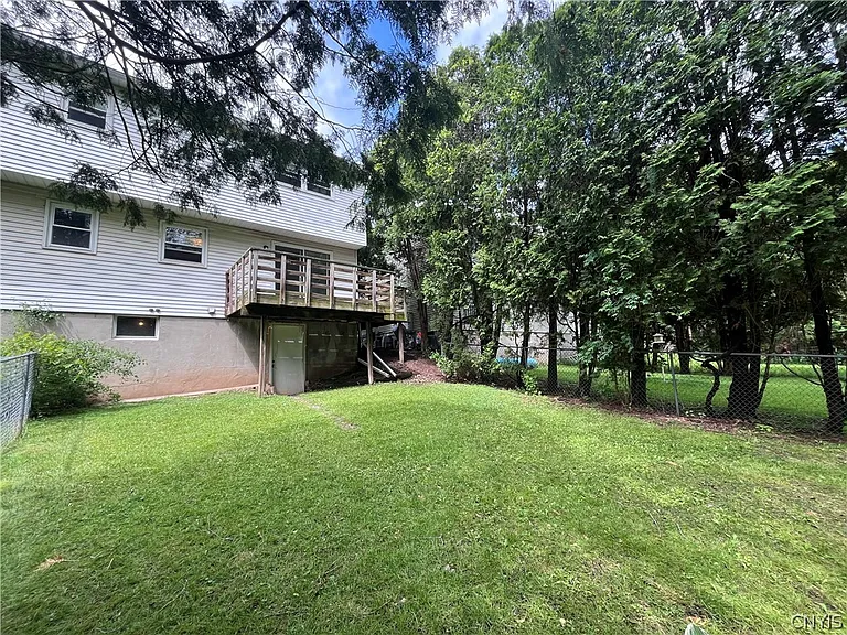 645 Sunflower Dr — Photo 16