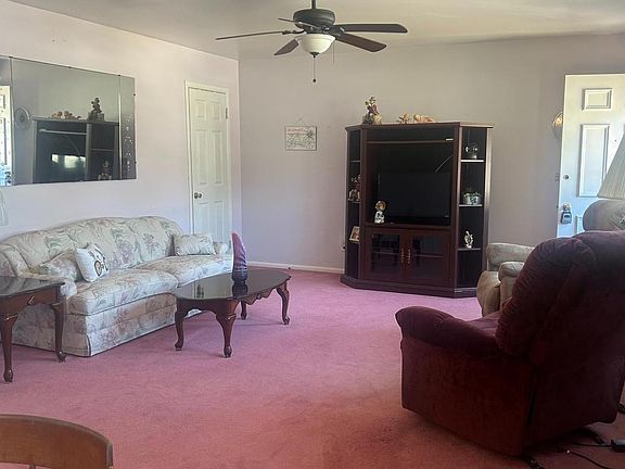 5th image of 231 Elmtowne Blvd