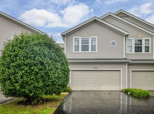 772 Panorama Ct, Aurora, IL 60502