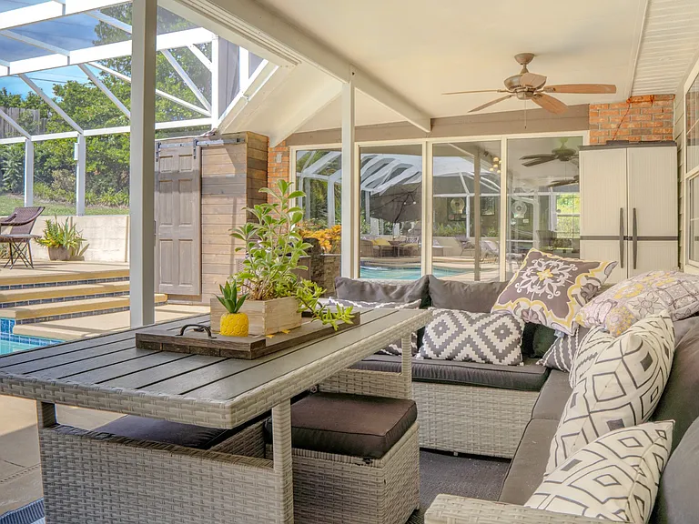 33721 Spring Dr — Photo 41