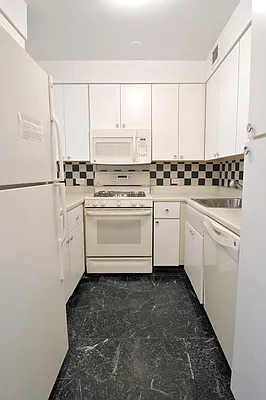 Sold by Real Direct | media 12