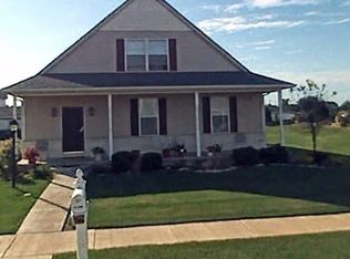 5673 Breezy Porch Dr, Sylvania, OH 43560