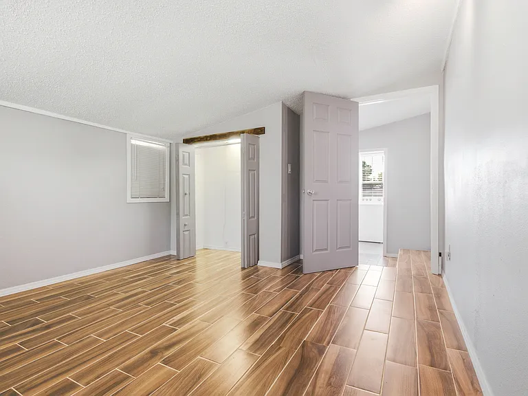 163 W Klosterman Rd — Photo 14