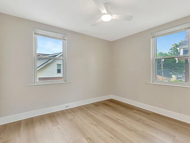 2758 Minot Ave #2 — Photo 19