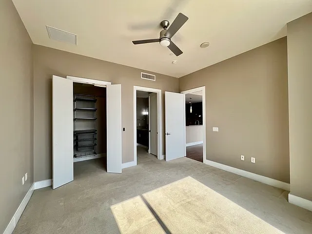 610 E Market St #2607 — Photo 4