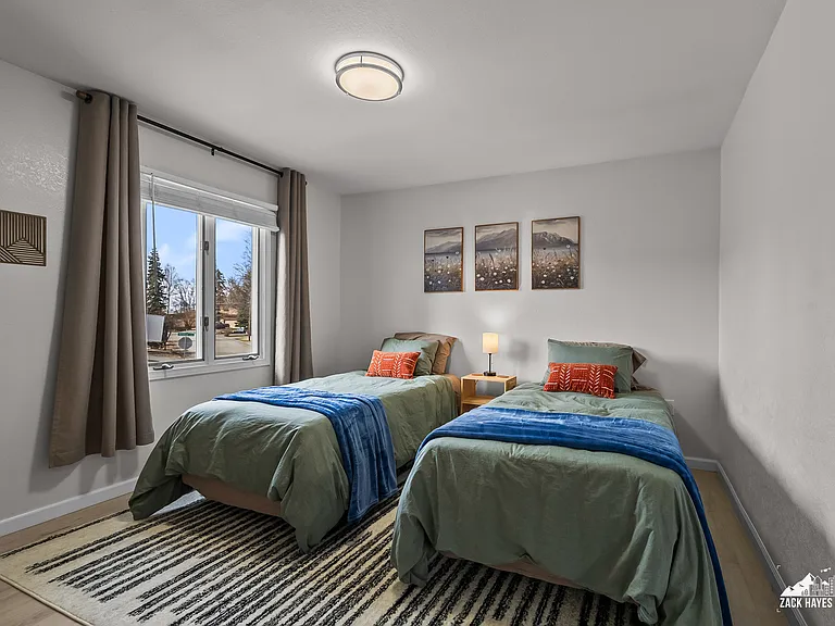 2101 Solstice Cir — Photo 30