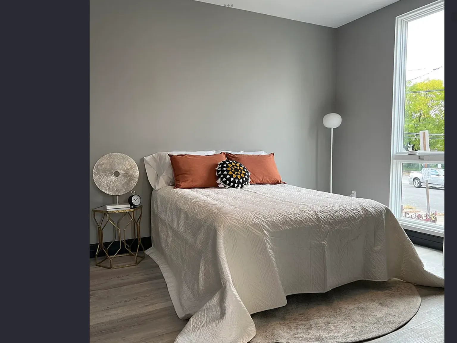 2 bed, 800 sqft, $2,250 — Photo 3