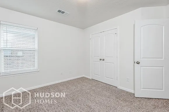 11971 Sunshine Park Dr N — Photo 5