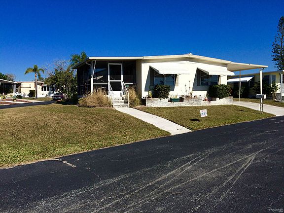 Opposite angle front view