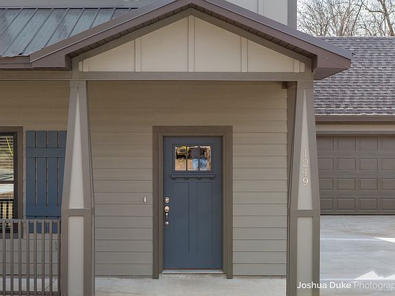 5th image of 1249 S Ellis Ave