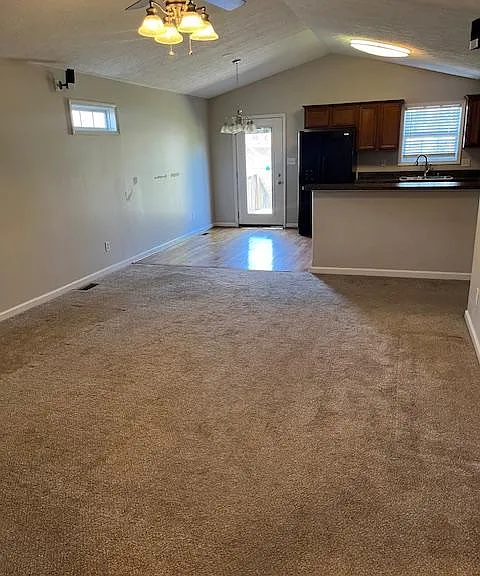 1241 Orchard Dr — Photo 8