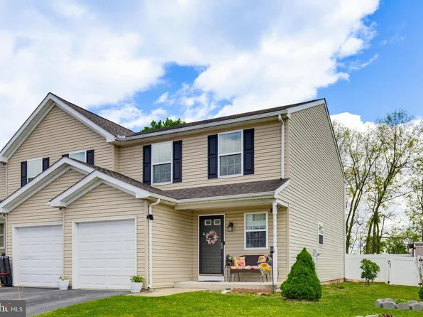 1470 Matthew Dr, York, PA 17404