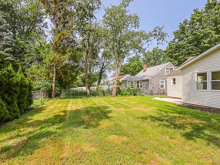 27011 Normandy Rd — Photo 29