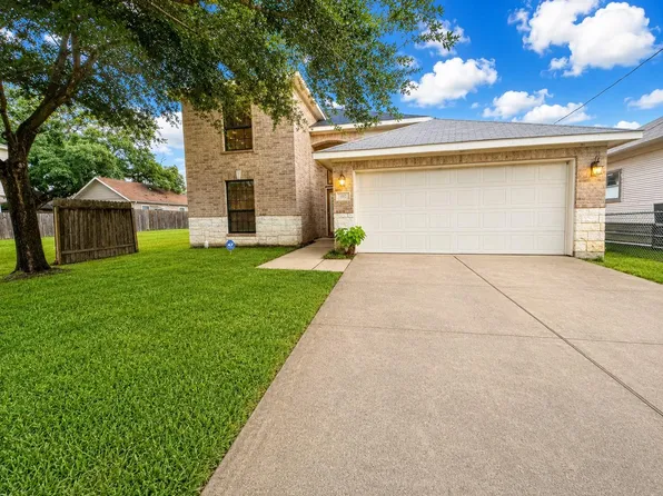 1602 Halpern St, Houston, TX 77009