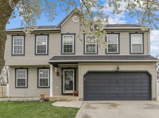 144 Windward Dr, Pataskala, OH 43062
