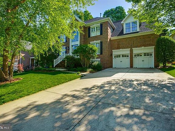 3rd image of 10311 Fleming Ave
