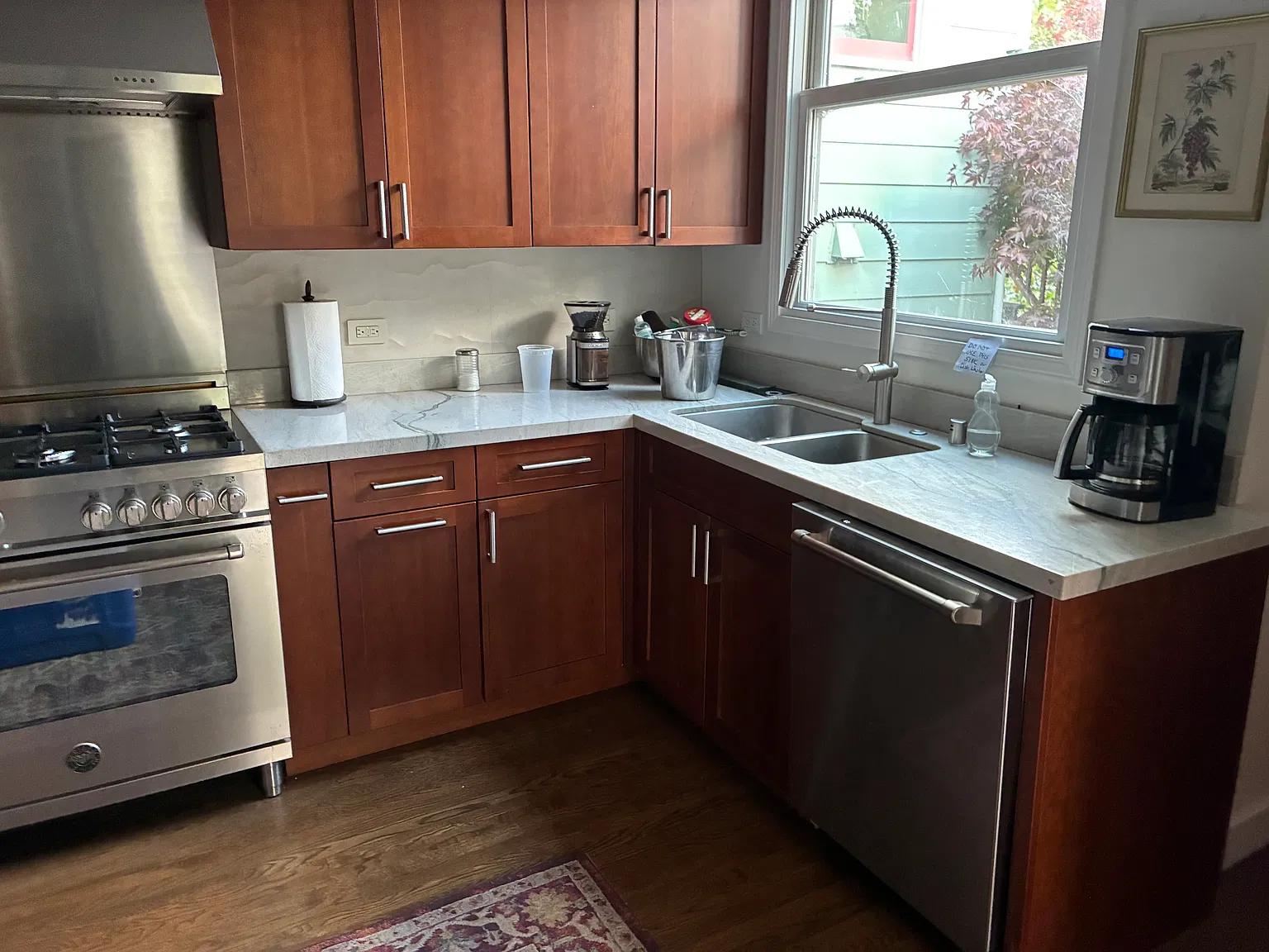 3 bed, 1330 sqft, $9,995 — Photo 2