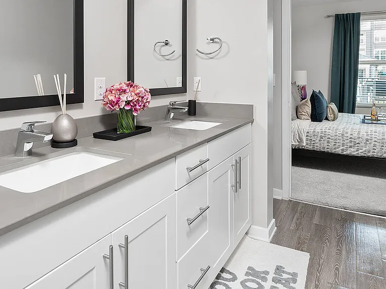 Pointe at Lake Crabtree Apartments — Photo 8