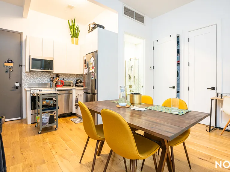 849 De Kalb Ave #1B — Photo 2