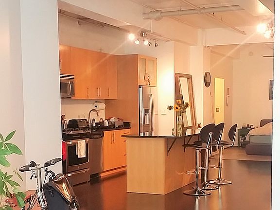 4th image of 849 South Broadway