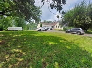 1654 Old York Rd, Warminster, PA 18974