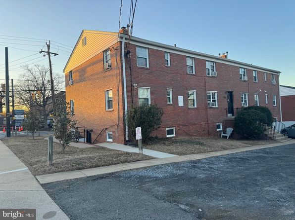 133 S Courthouse Rd #8