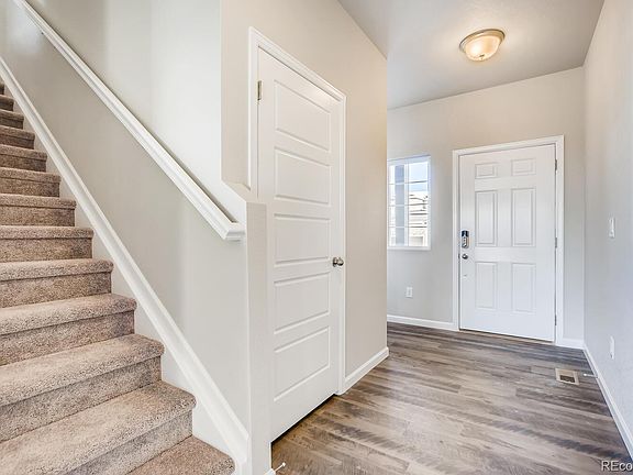 5th image of 637 Crestone St