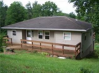 36044 Greasy Ridge Rd, Logan, OH 43138