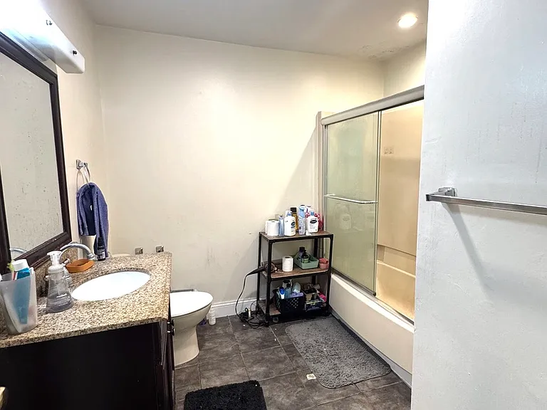 106 Hyde Park Ave #1 — Photo 4