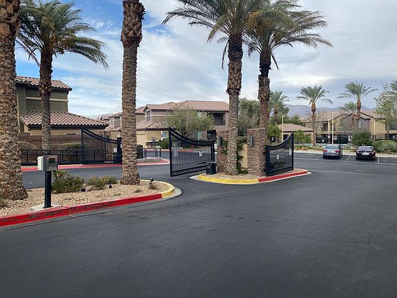 3rd image of 6868 Sky Pointe Dr Building 2099-26