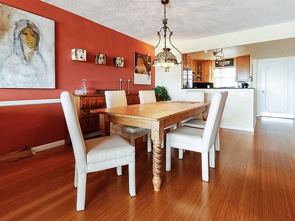 4th image of 3051 NE 48th St APT 605