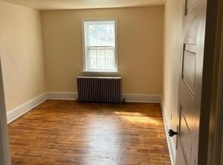 25 Prizer Rd, Phoenixville, PA 19460