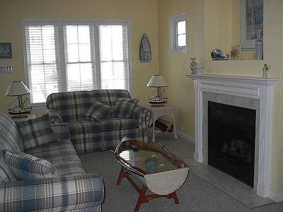 2nd image of 1448 West Ave #1