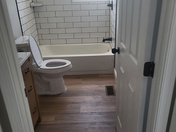 Upstairs Bathroom