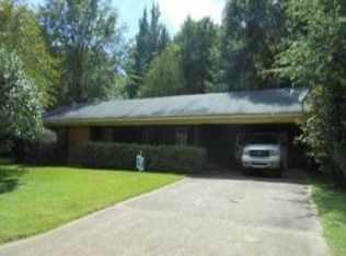5853 River Rd, Jackson, MS 39211