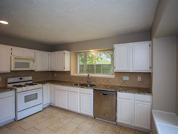 2nd image of 2603 Cypressvine Dr
