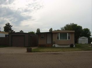 107 Schlosser Ave, Mandan, ND 58554