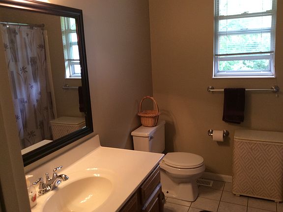 5th image of 6864 Tyler Ct