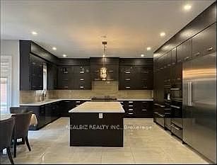 5th image of 39 Hemford Cres